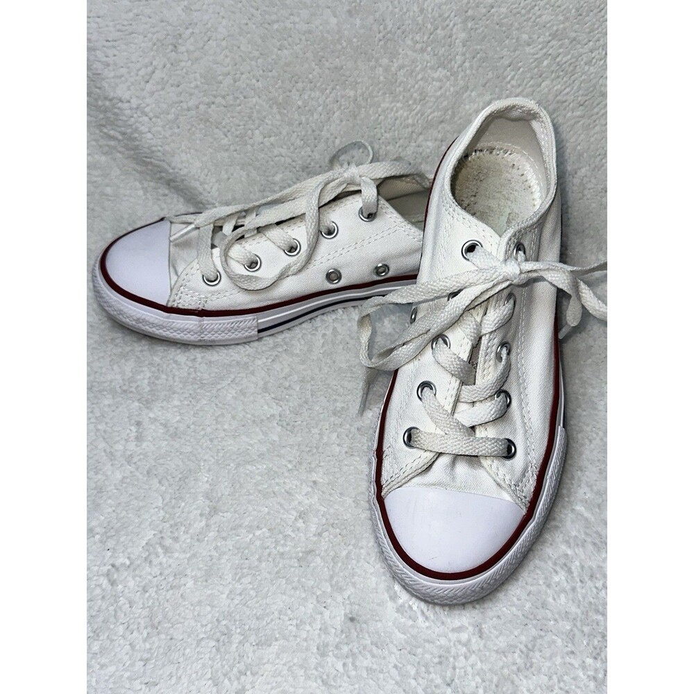 Kids White Converse All Star Chuck Taylor Youth Size 2 *Missing Insoles*